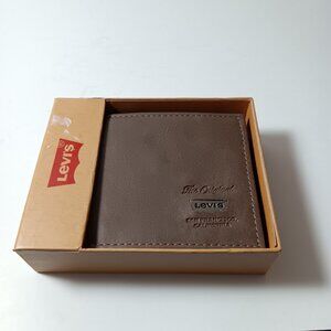Levi's men leather biology wallet  brown